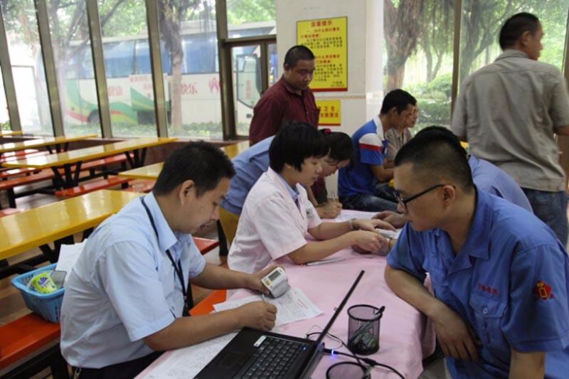 助力無償獻(xiàn)血，奉獻(xiàn)公益愛心—堅(jiān)美獻(xiàn)血活動