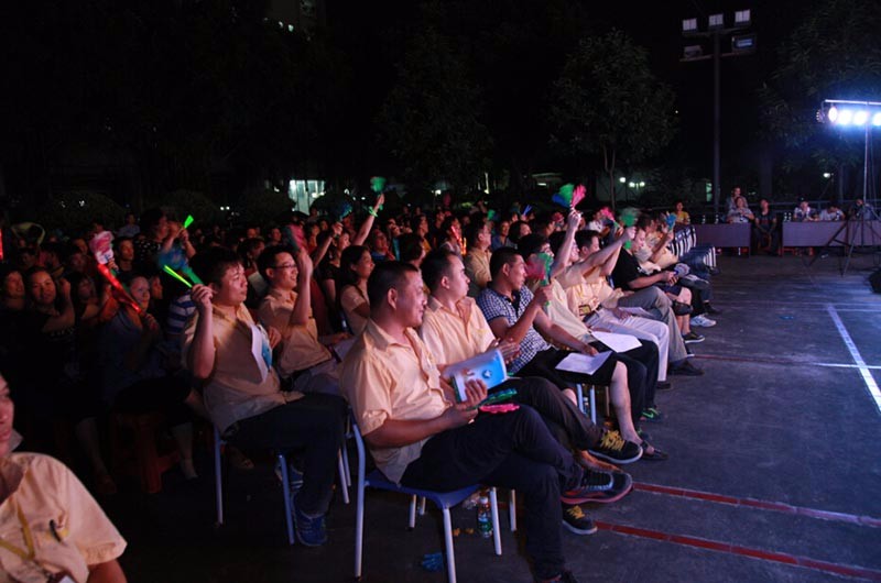 激情盛夏，堅(jiān)美舉辦“安全、健康”文娛晚會(huì)